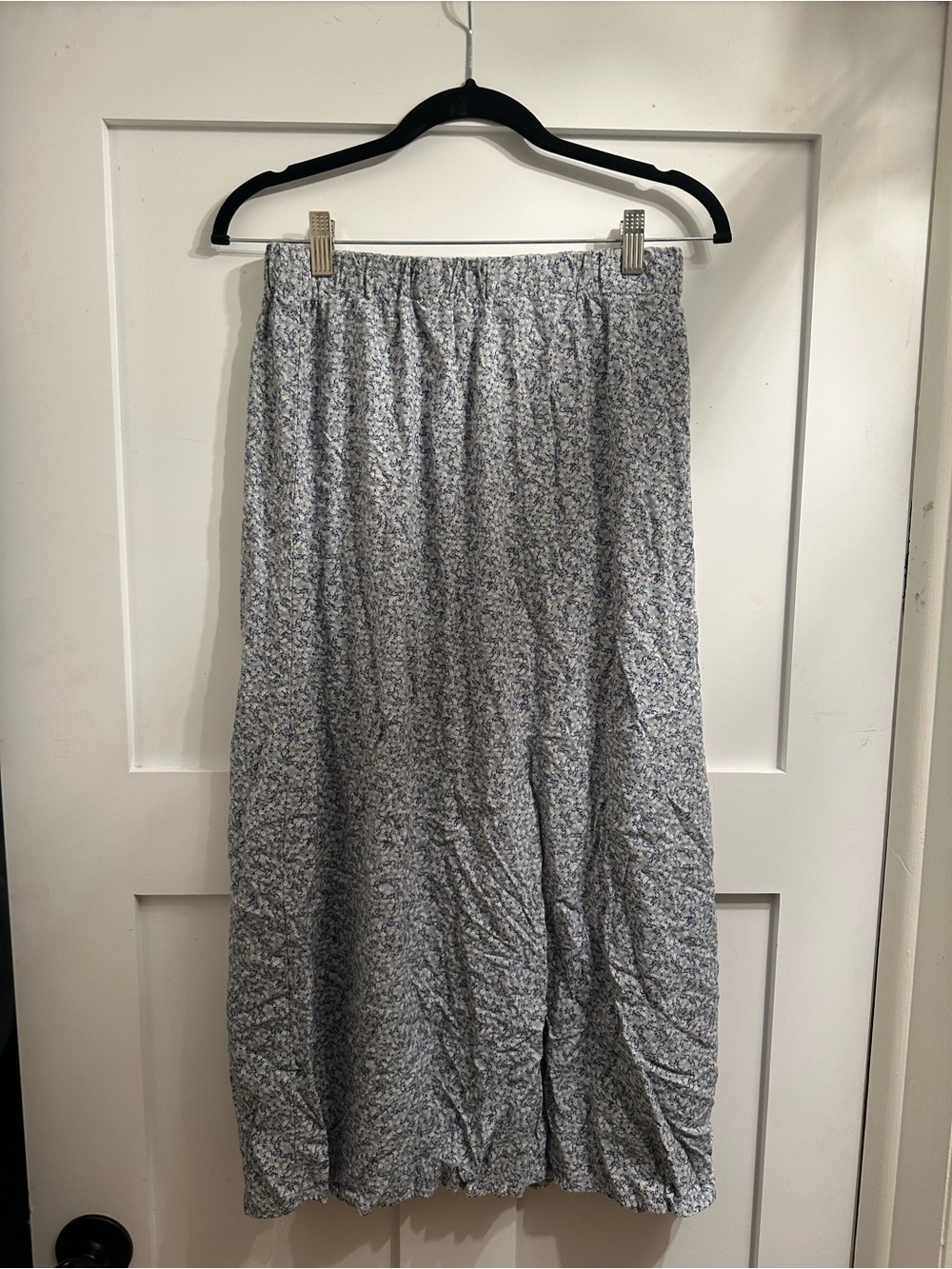 Brandy Melville Elastic-Waist Floral Midi Skirt